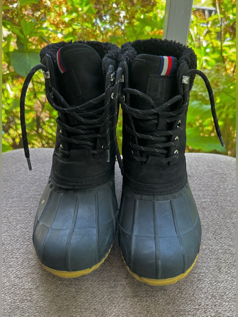 Tommy Hilfiger Black and Red Cozy Lined Boots*Wmn’s Sz~8*GUC*Raelene boots